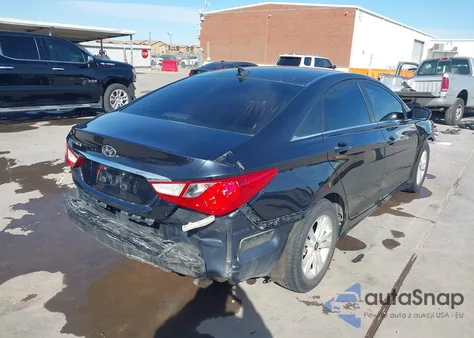 2013 Hyundai Sonata Gls z USA, uszkodzony, nr VIN 5NPEB4AC4DH668554